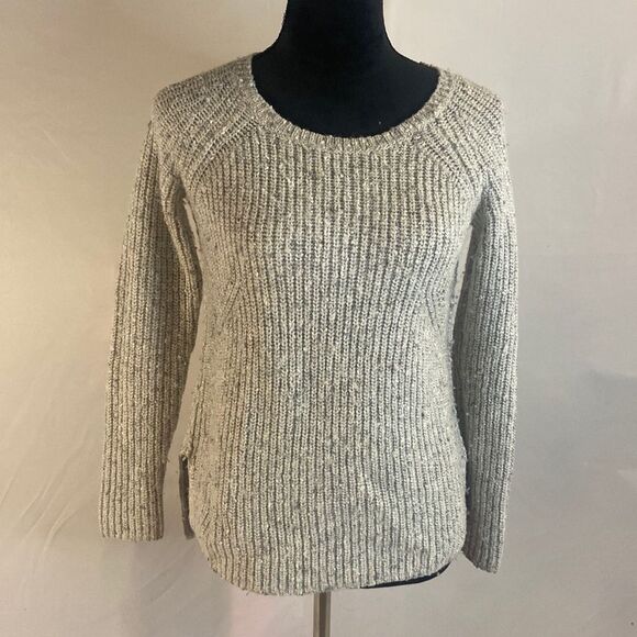 Ann Taylor Sweaters - Ann Taylor Gary Chunky Knit Wool Blend Sweater